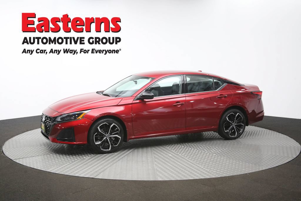 Used 2023 Nissan Altima 2.5 SR AWD/4WD image 56