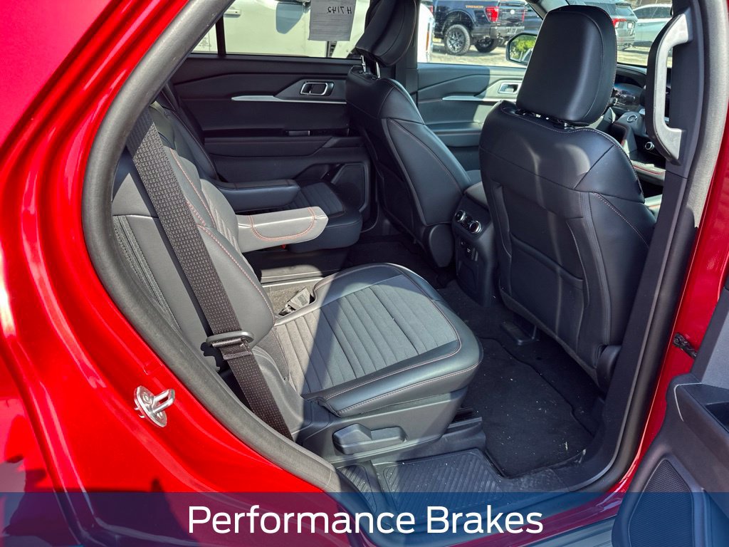 Used 2025 Ford Explorer ST-Line w/ Premium Package RWD image 14