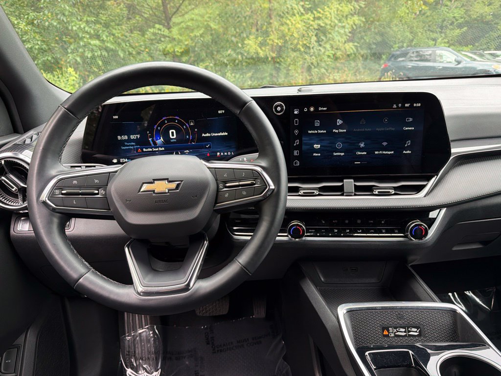 Used 2025 Chevrolet Equinox LT w/ Convenience Package II FWD image 10
