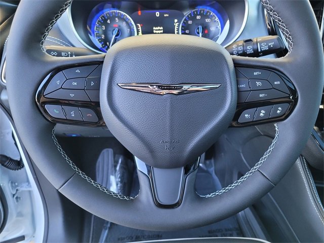 New 2026 Chrysler Pacifica Limited w/ S Appearance Package image 20