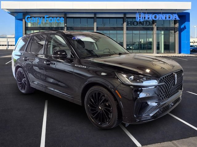 Used 2025 Lincoln Aviator Reserve w/ Equipment Group 201A AWD/4WD image 1