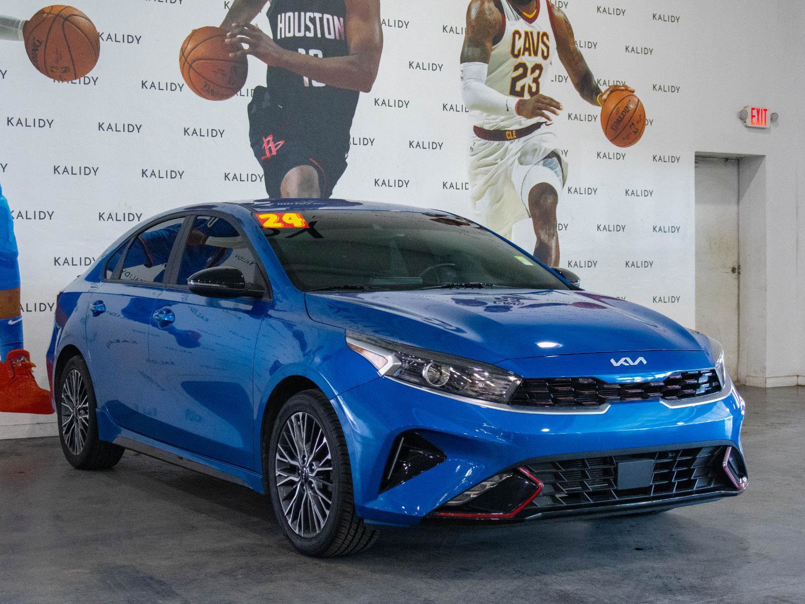 Used 2024 Kia Forte GT-Line FWD image 19