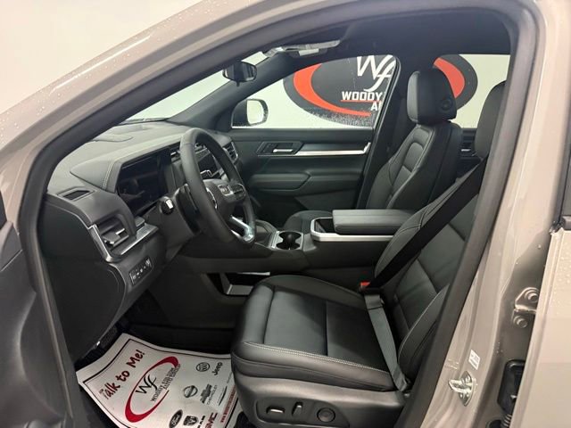 New 2026 GMC Terrain Elevation w/ Elevation Premium Package FWD image 8