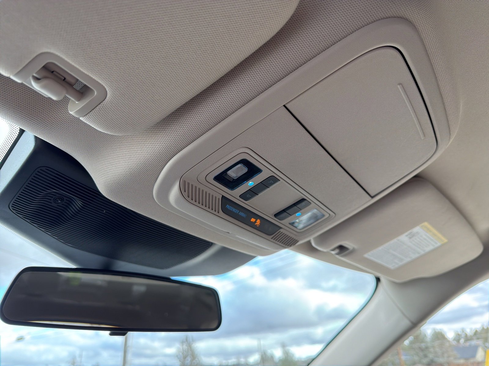 Used 2020 Ford Explorer XLT w/ Equipment Group 202A image 43