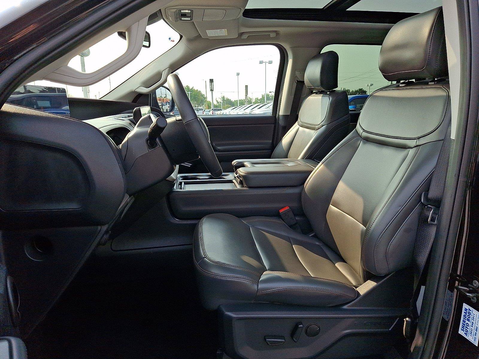 Certified 2025 Ford Expedition Max Active AWD/4WD image 15