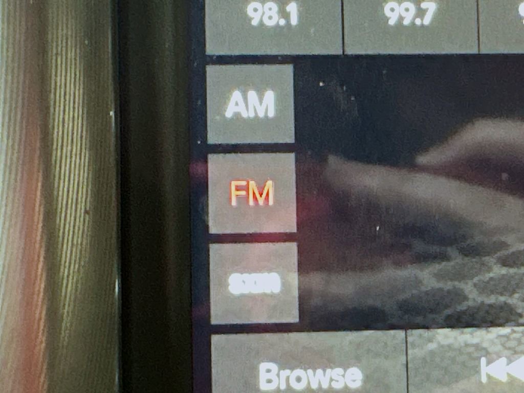 Used 2023 Dodge Challenger SXT image 27