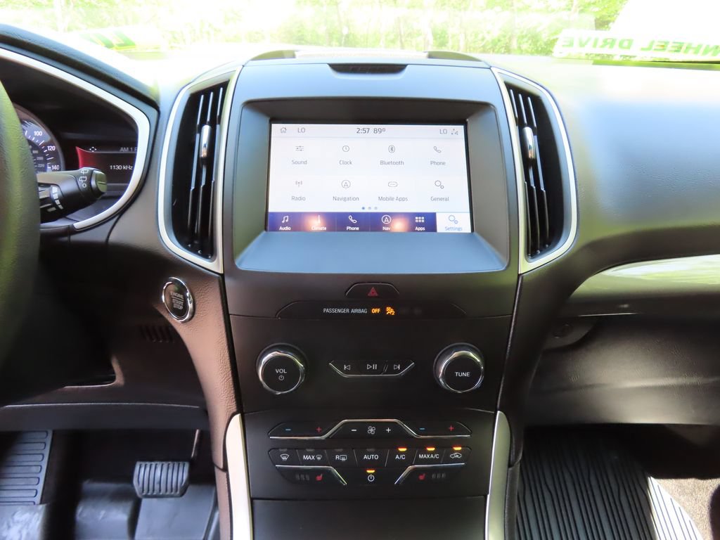 Used 2020 Ford Edge SEL w/ Convenience Package AWD/4WD image 19