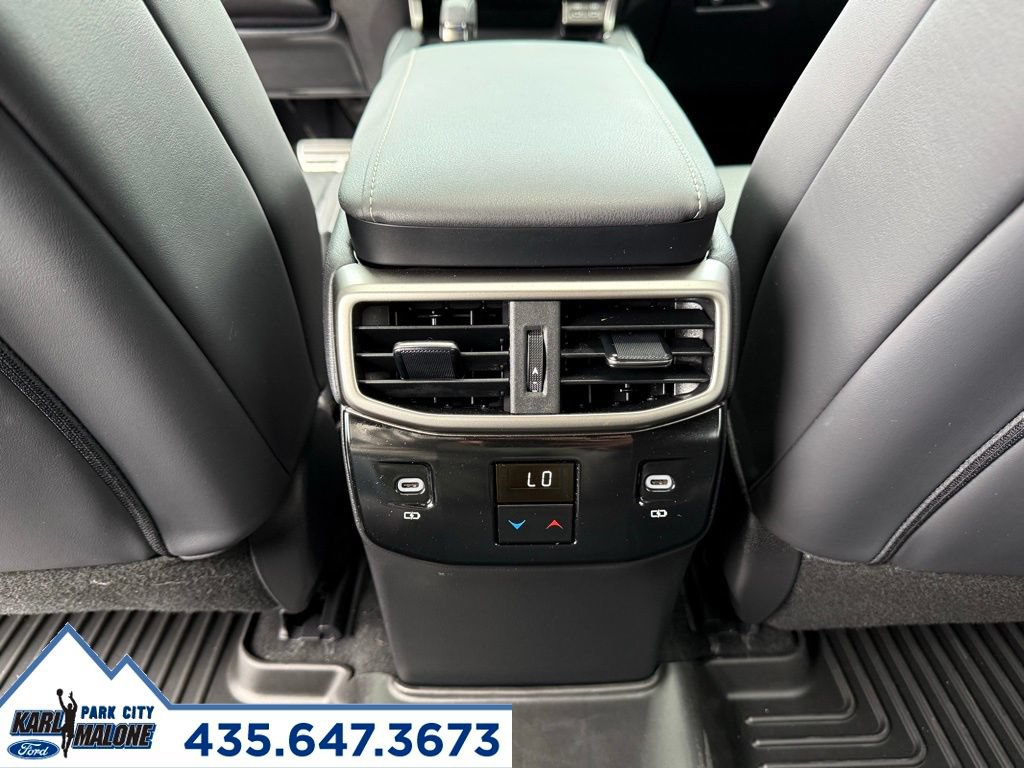 Used 2024 Lexus RX 350 F Sport w/ Convenience Package AWD/4WD image 31