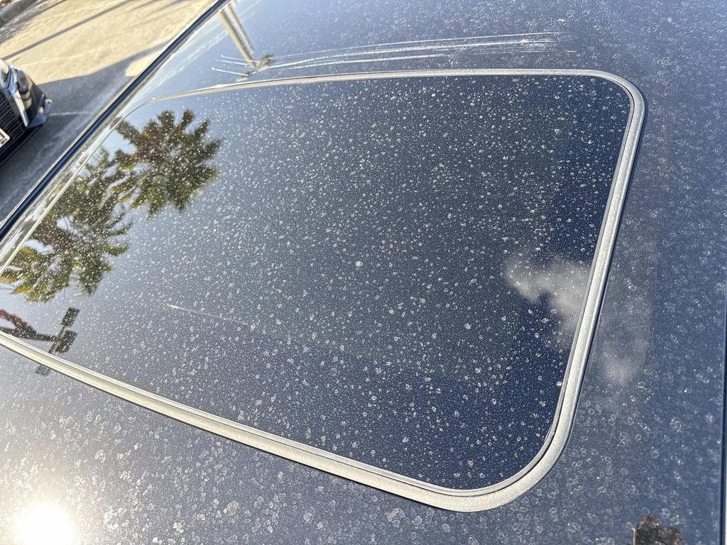 Used 2023 Toyota Corolla SE image 33