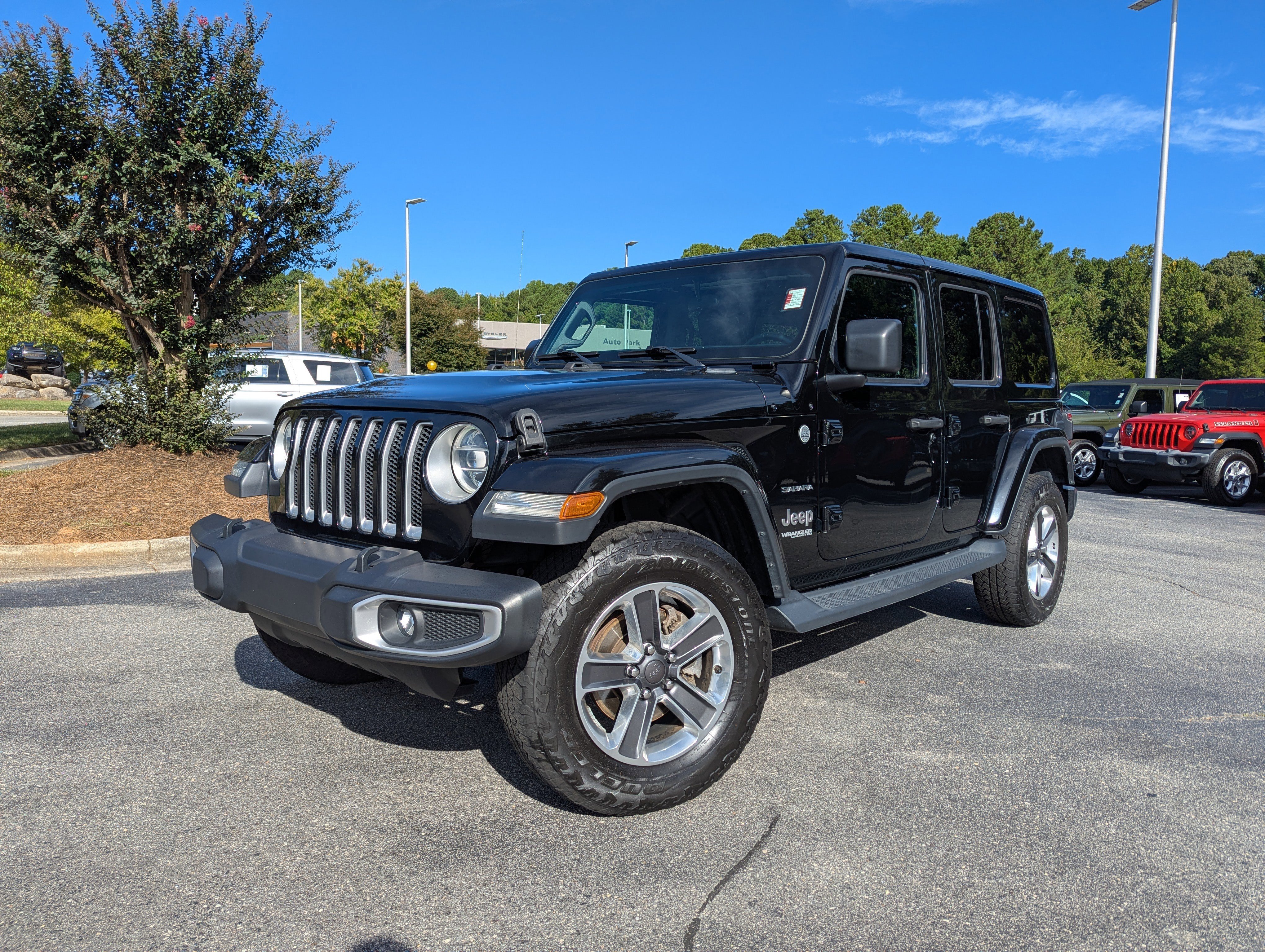 Used 2019 Jeep Wrangler Unlimited Sahara w/ Dual Top Group image 1