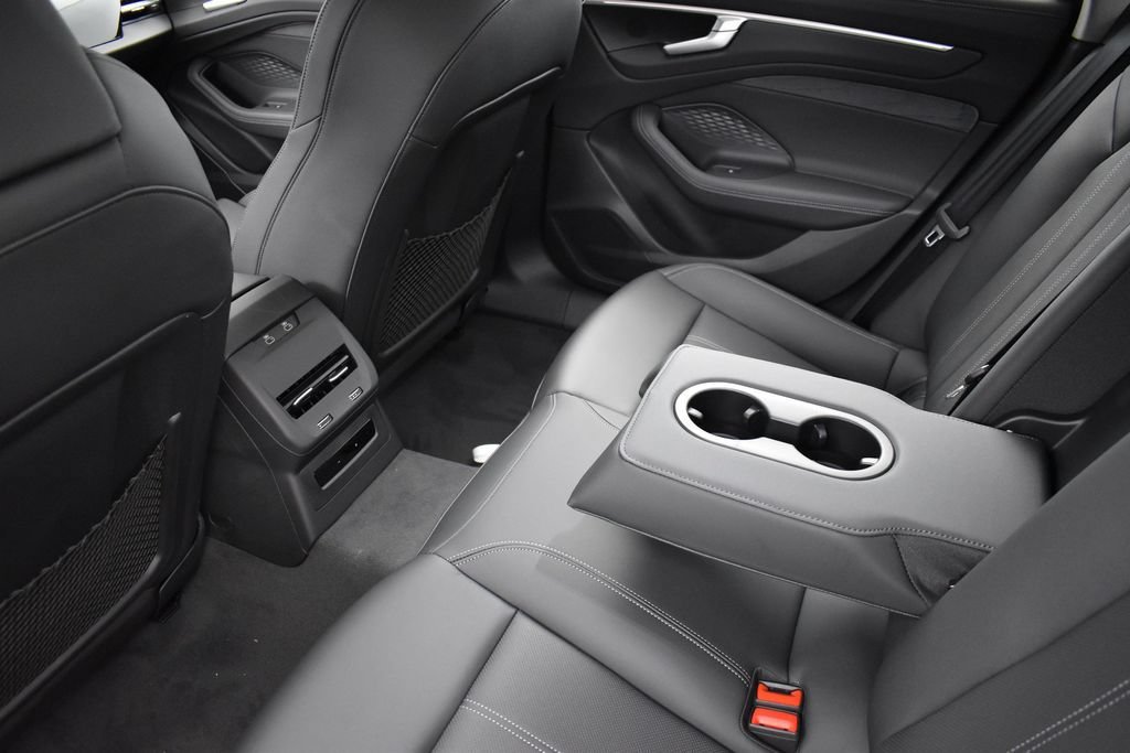 New 2026 Audi A6 Premium Plus AWD/4WD image 18
