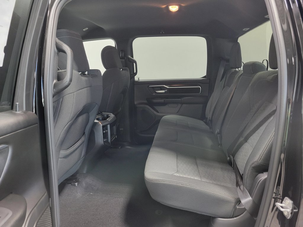 New 2026 RAM 1500 Big Horn AWD/4WD image 9