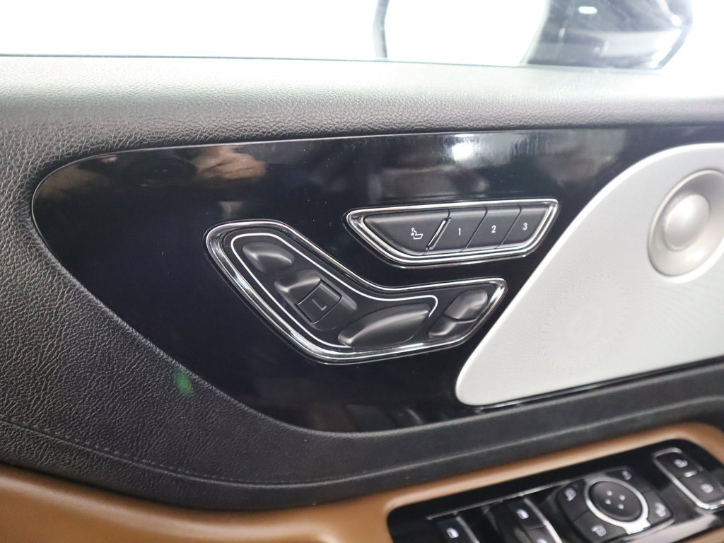Used 2023 Lincoln Aviator Grand Touring w/ Equipment Group 301A AWD/4WD image 44