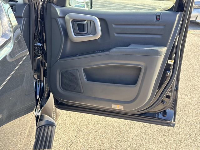 Used 2013 Honda Ridgeline RTS image 9