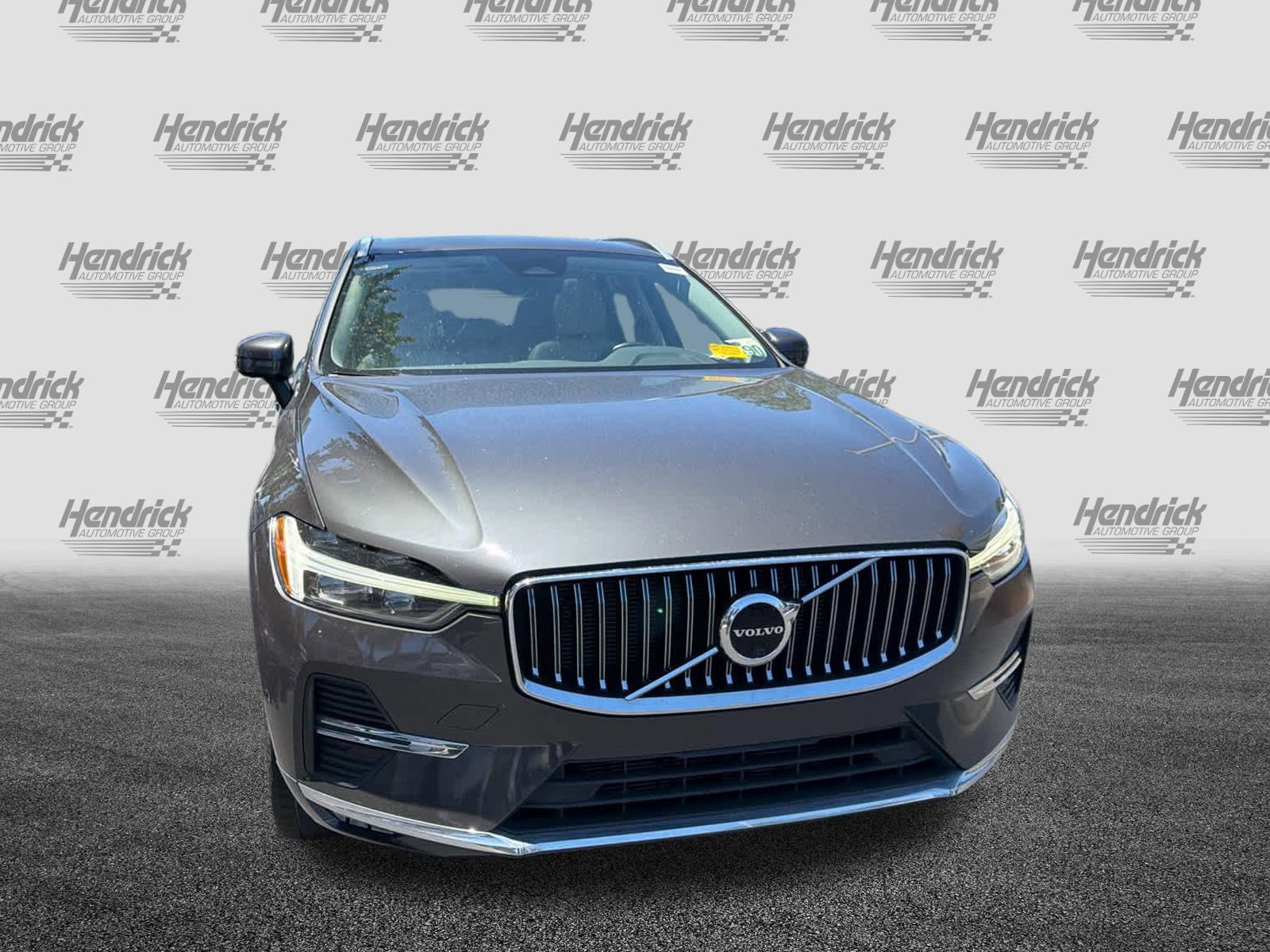 Used 2023 Volvo XC60 B5 Plus w/ Protection Package Premier FWD image 5