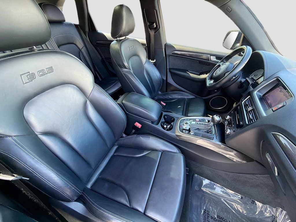 Used 2017 Audi SQ5 Premium Plus w/ Technology Package AWD/4WD image 14