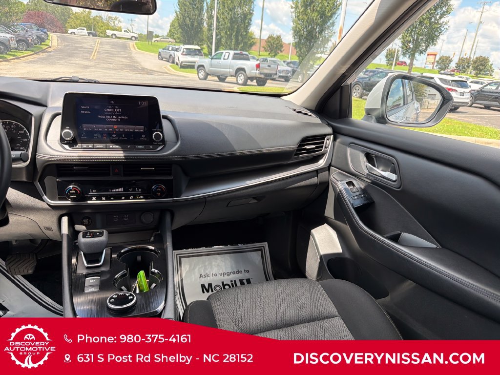 Certified 2025 Nissan Rogue SV AWD/4WD image 30
