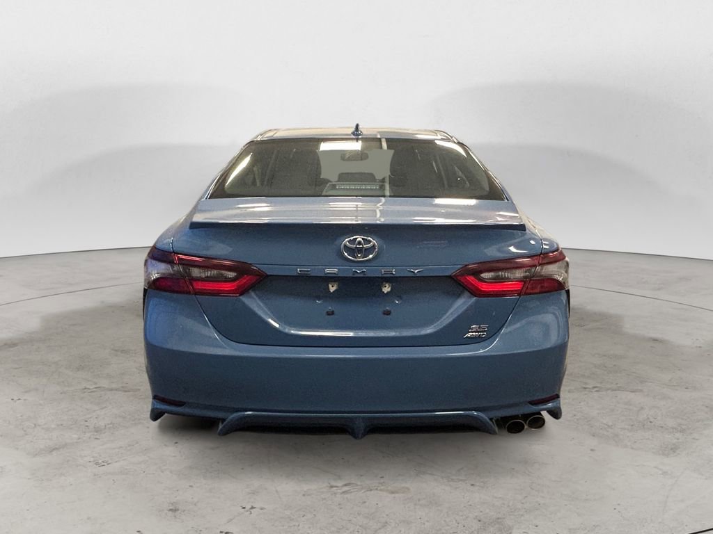 Used 2023 Toyota Camry SE w/ Cold Weather Package AWD/4WD image 4