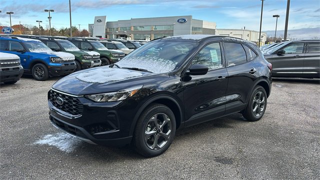 New 2026 Ford Escape ST-Line w/ Tech Pack #1 image 2
