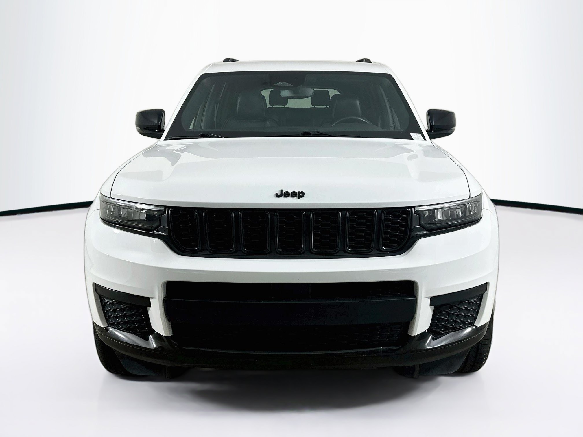 Used 2022 Jeep Grand Cherokee L Laredo AWD/4WD image 2