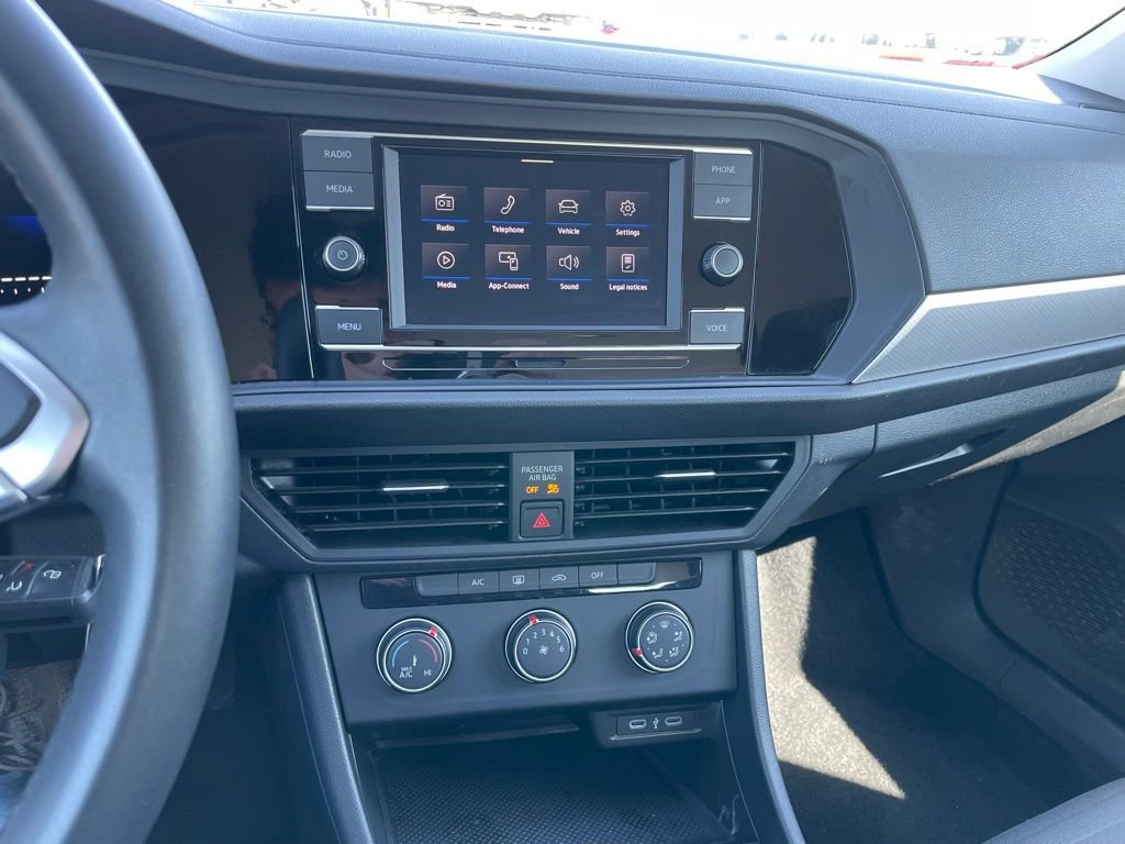 Used 2024 Volkswagen Jetta S image 10