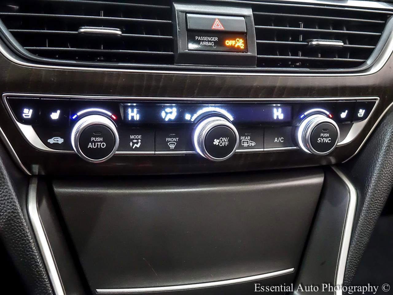 Used 2020 Honda Accord Touring image 24