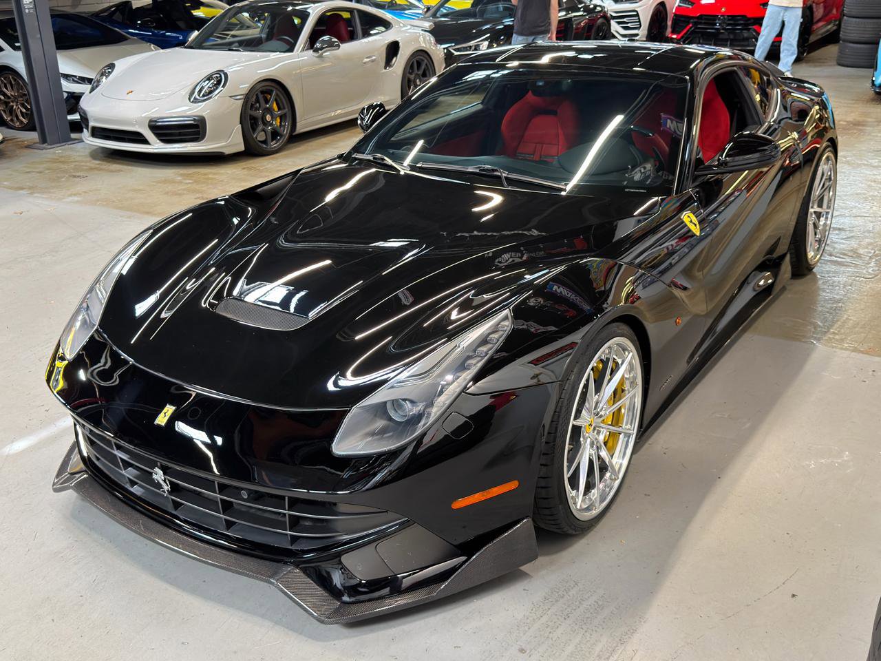 Used 2013 Ferrari F12 Berlinetta RWD image 12