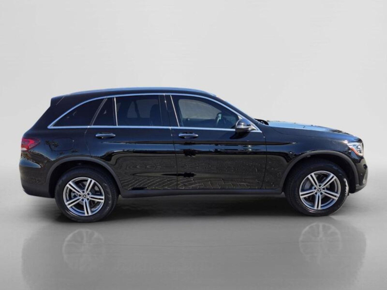 Used 2021 Mercedes-Benz GLC 300 4MATIC image 6