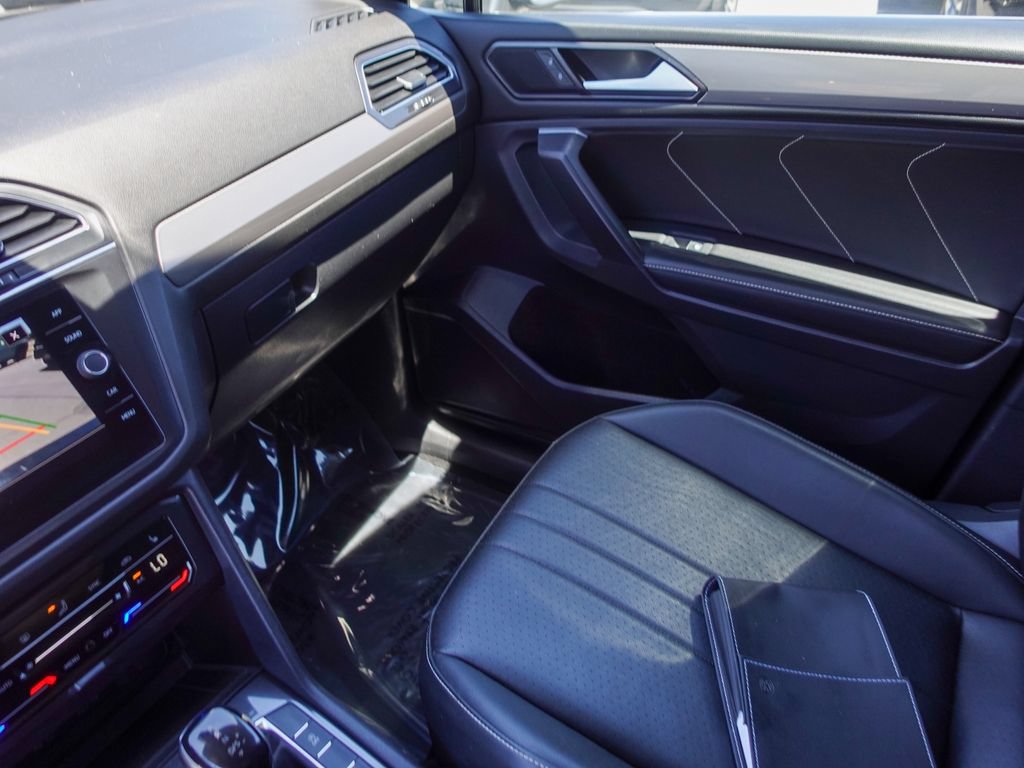 Used 2023 Volkswagen Tiguan SE FWD image 21