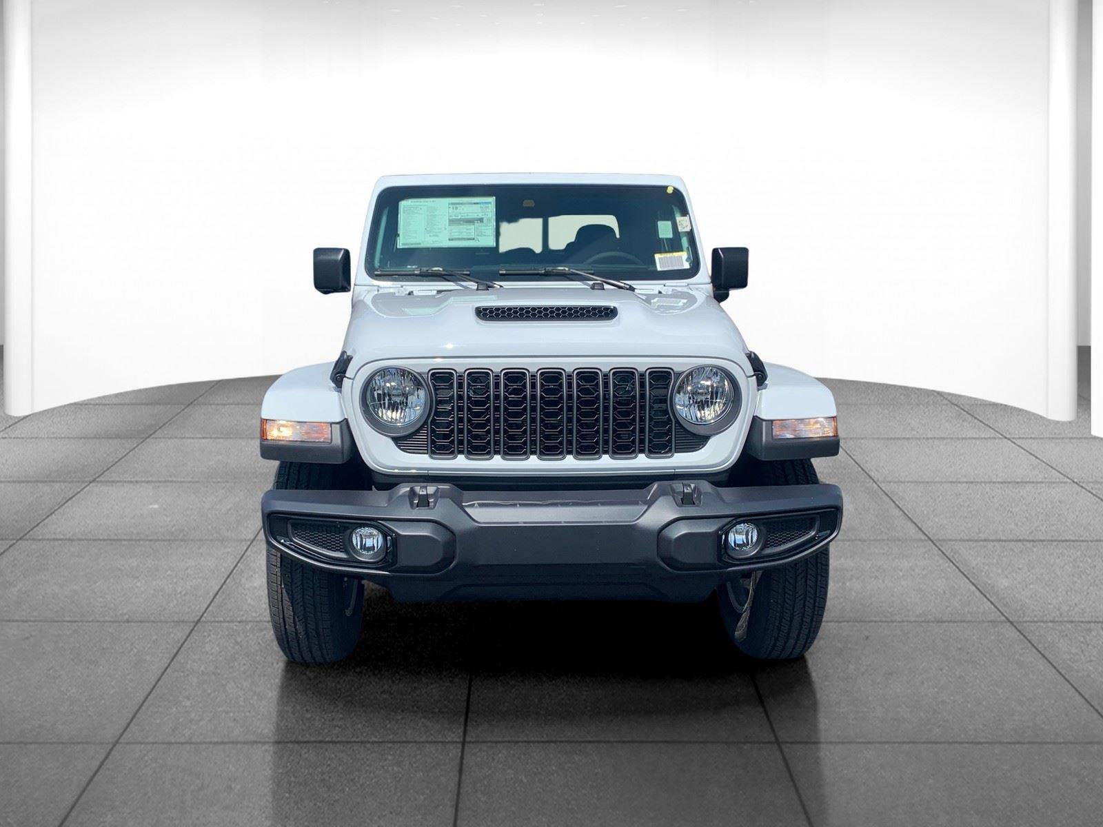 New 2025 Jeep Gladiator Sport image 2