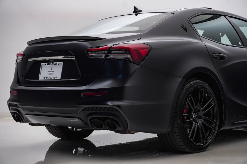Certified 2023 Maserati Ghibli Modena Q4 AWD/4WD image 12