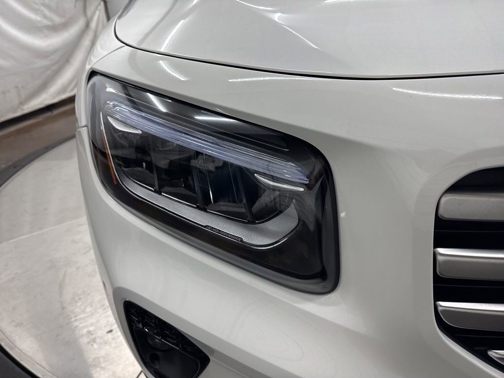 Used 2026 Mercedes-Benz GLB 250 GLB 250 image 10