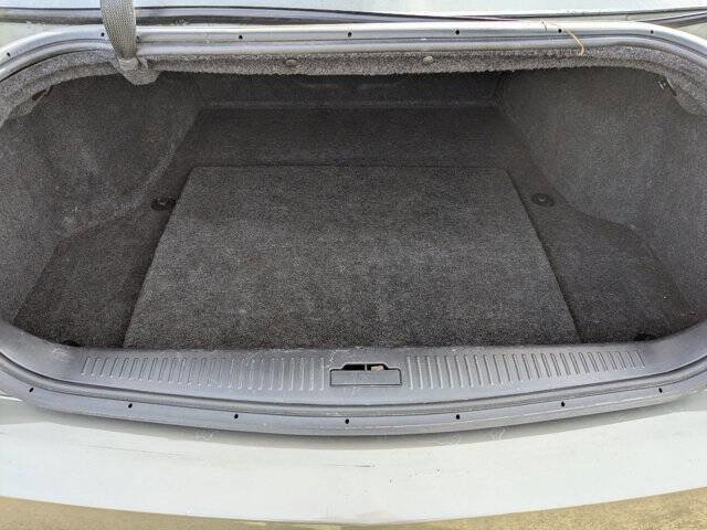 Used 2011 Cadillac STS image 33