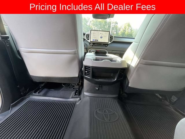 Used 2025 Toyota Tundra Limited AWD/4WD image 18