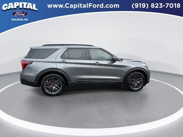 Certified 2025 Ford Explorer ST w/ Sun And Sound Package image 9