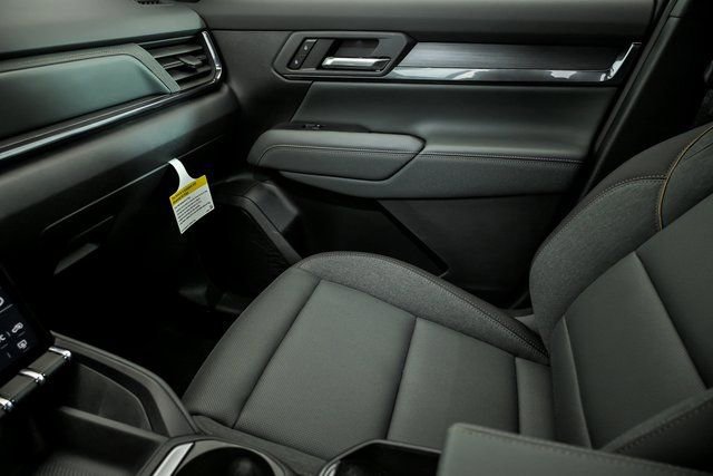 New 2026 GMC Terrain AT4 w/ Convenience Package III AWD/4WD image 18