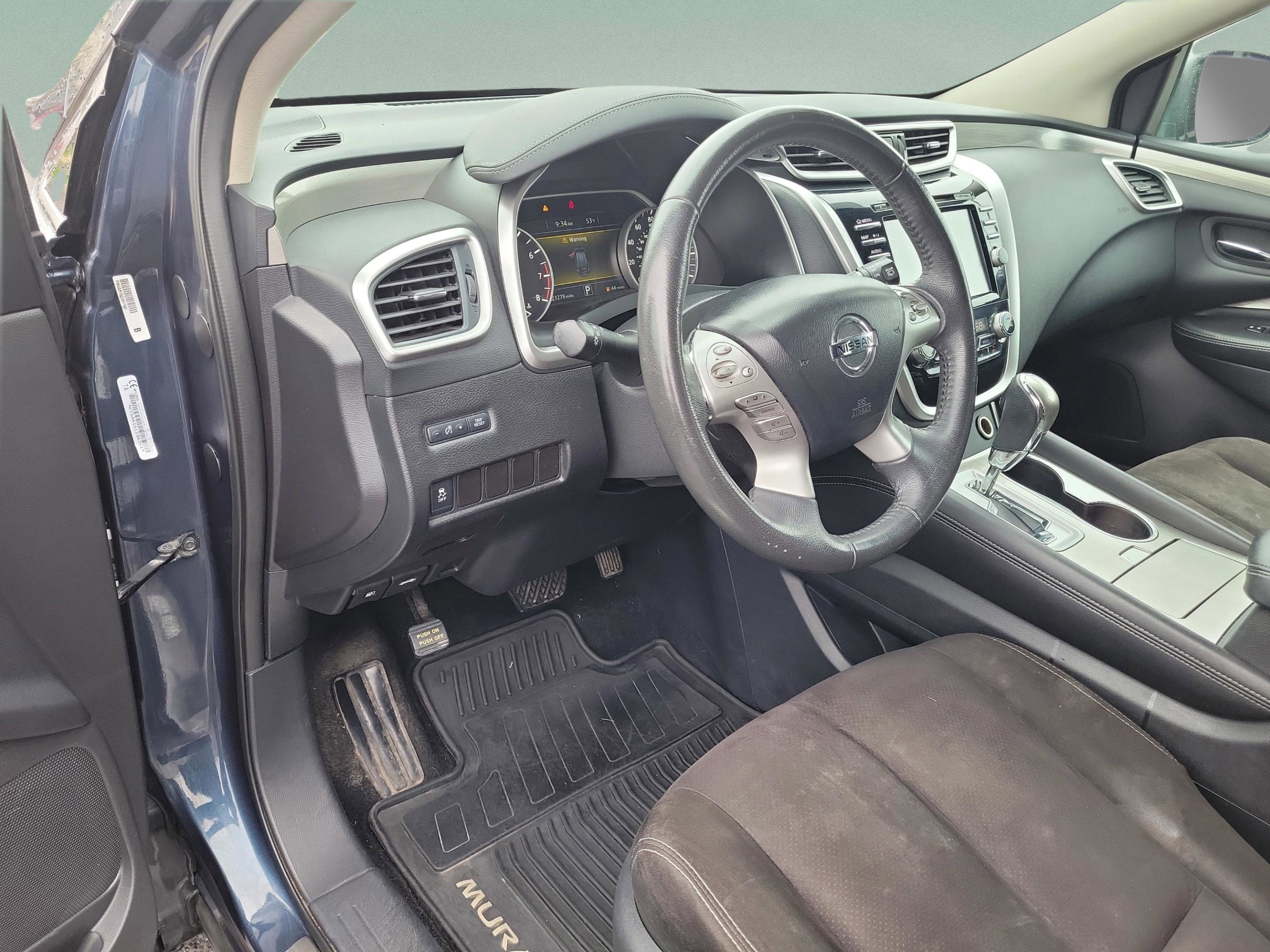 Used 2015 Nissan Murano SV image 20