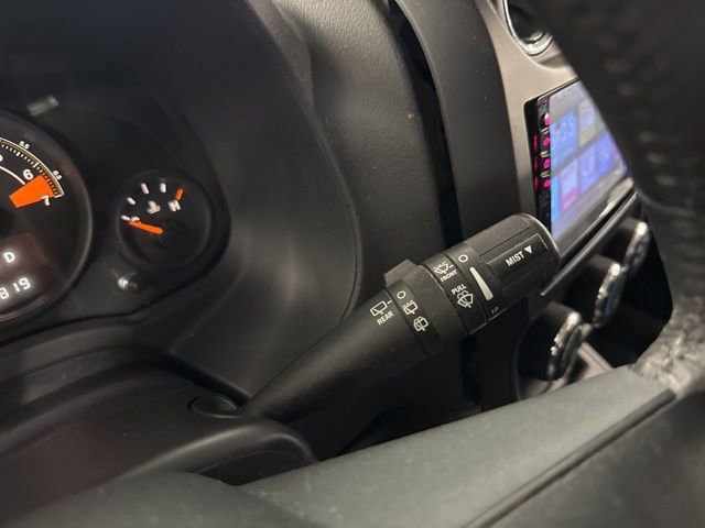 Used 2014 Jeep Patriot Latitude image 32