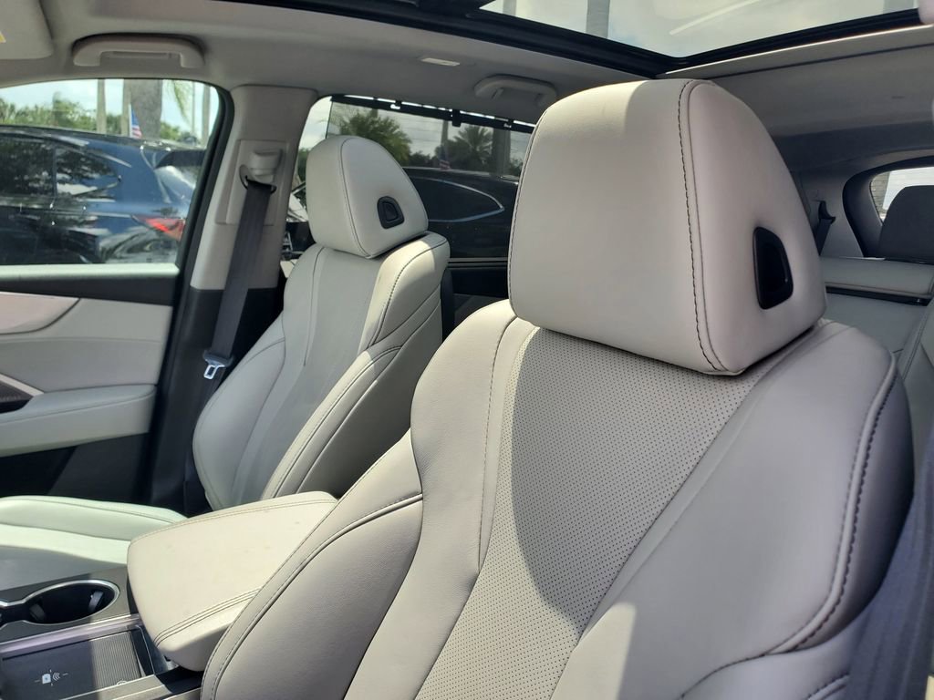 Used 2023 Acura MDX FWD w/ Technology Package image 18