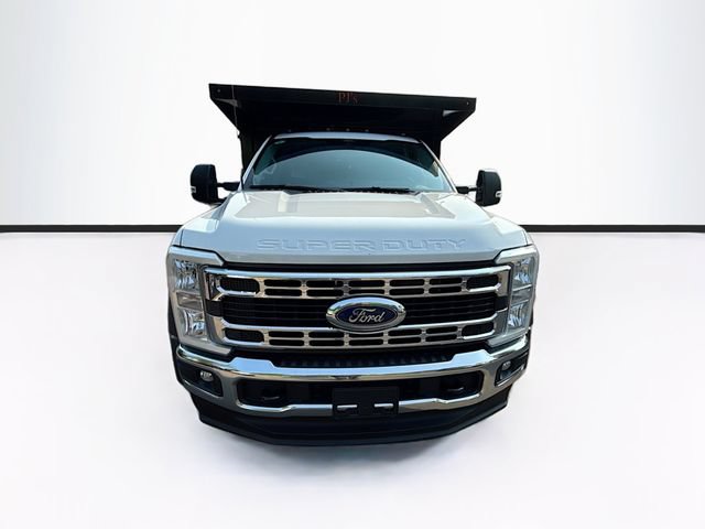 New 2026 Ford F550 4x4 Regular Cab Super Duty image 2