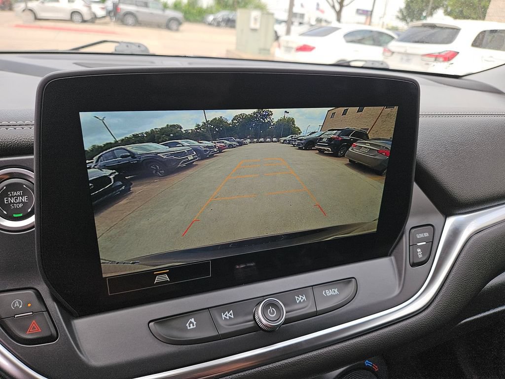 Used 2025 Chevrolet Blazer LT FWD image 22