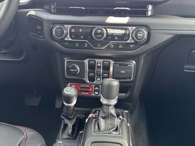 New 2026 Jeep Wrangler Unlimited Rubicon AWD/4WD image 22