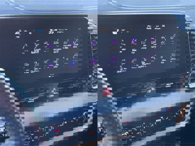 Used 2023 Kia Sportage SX image 16