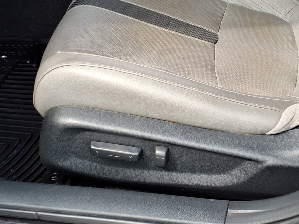 Used 2019 Honda Civic EX-L image 24