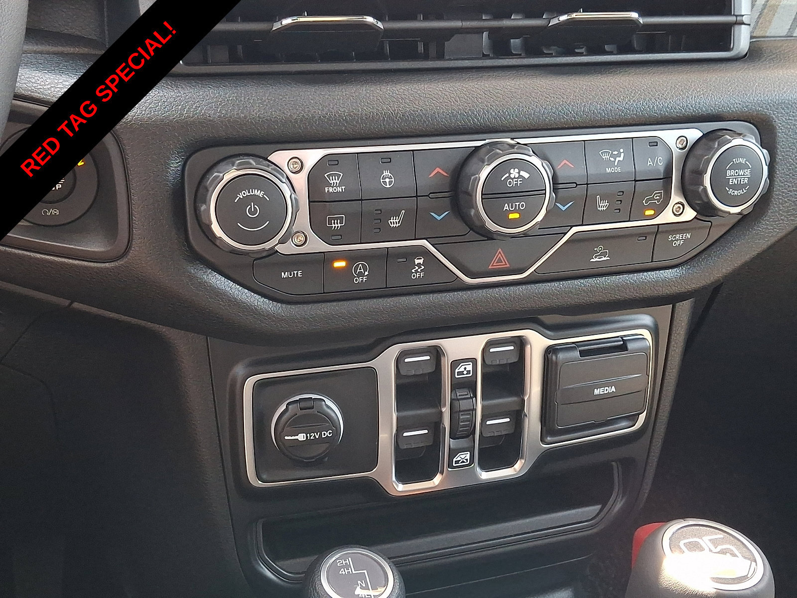 New 2026 Jeep Gladiator Sport AWD/4WD image 11