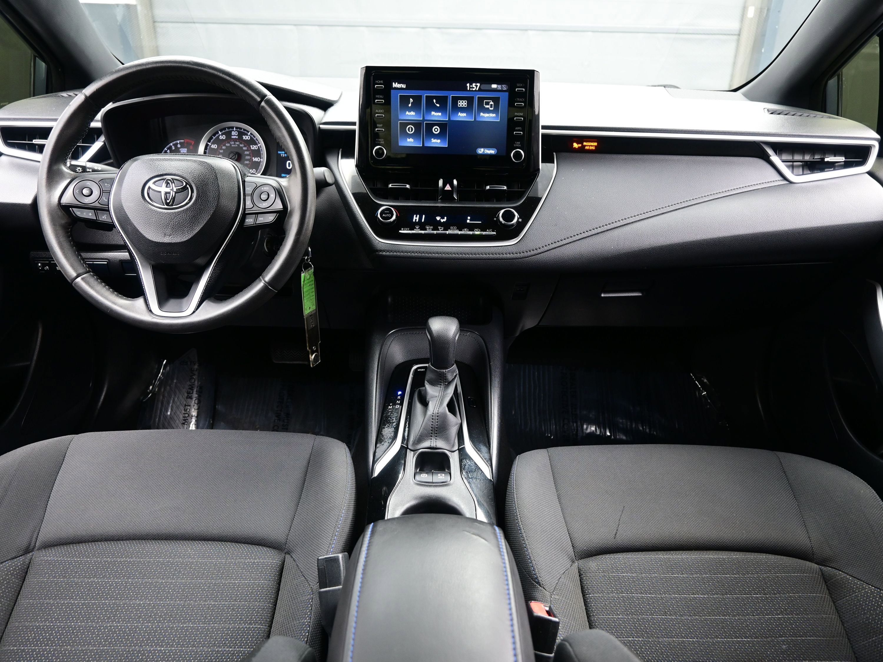 Used 2020 Toyota Corolla SE image 16