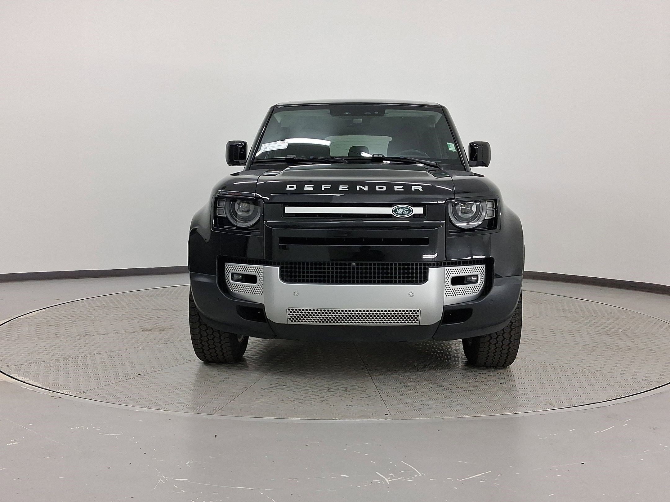 Used 2022 Land Rover Defender 110 SE image 6