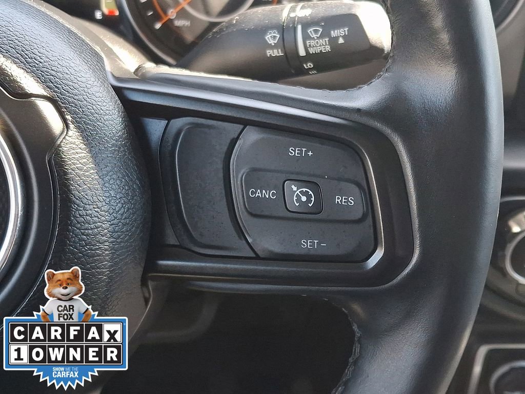 Used 2022 Jeep Gladiator Willys AWD/4WD image 21