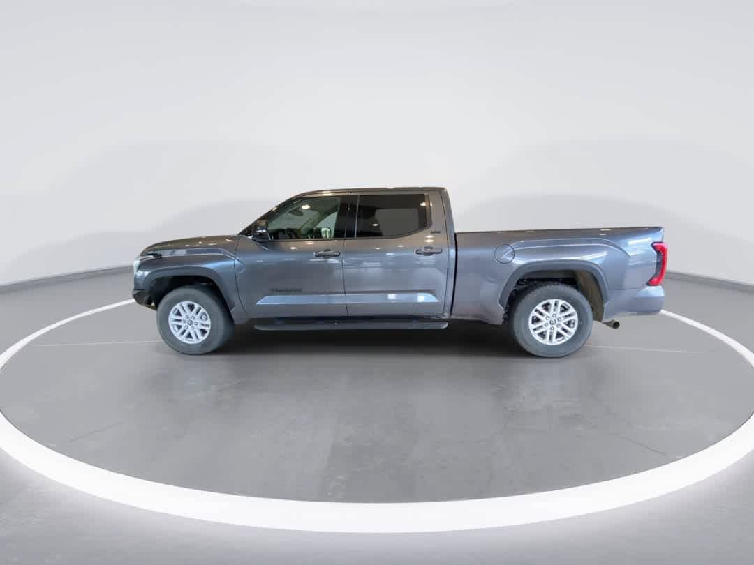 Used 2023 Toyota Tundra SR5 w/ SR5 Premium Package AWD/4WD image 5