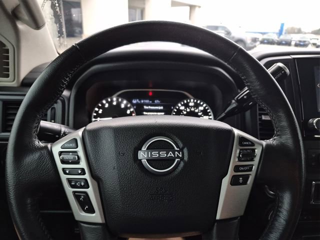 Used 2024 Nissan Titan SV w/ SV Convenience Package image 25
